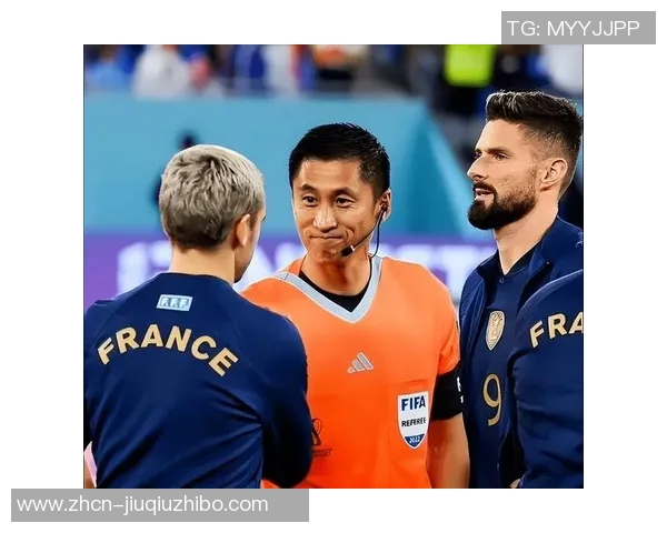 足球激凸引发的热潮与争议探讨球迷文化与赛事影响力的深度分析